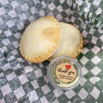 Marquin - Chicken and Beef empanadas with cilantro sauce - Specialty Food Near Me - Toronto, Ontario Marquin - Chicken and Beef empanadas with cilantro sauce - Specialty Food Near Me - Toronto, Ontario
