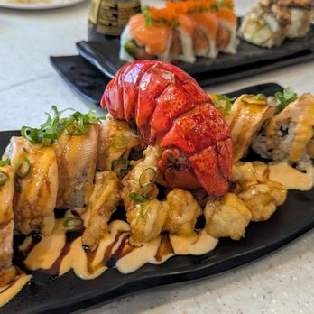 Kakuna Sushi - Boujee roll - Sushi Bars Near Me - San Leandro, California