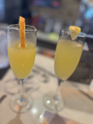 Day & Night Almeda 24HR Cafe by null
