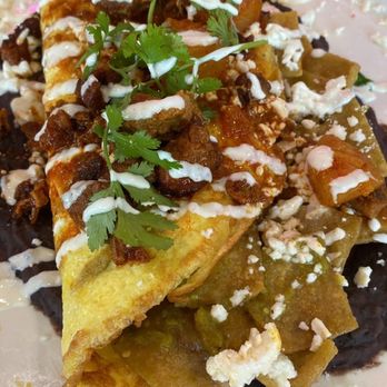 Madres Brunch - Breakfast & Brunch Near Me - Bellflower, California