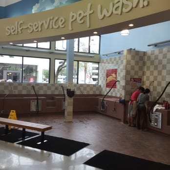 Pet Food Express - Self dog cleaning area - Pet Stores Near Me - Pasadena, California