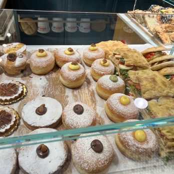 Zeppola Bakery - More sweets - Bakeries Near Me - New York, New York Zeppola Bakery - More sweets - Bakeries Near Me - New York, New York