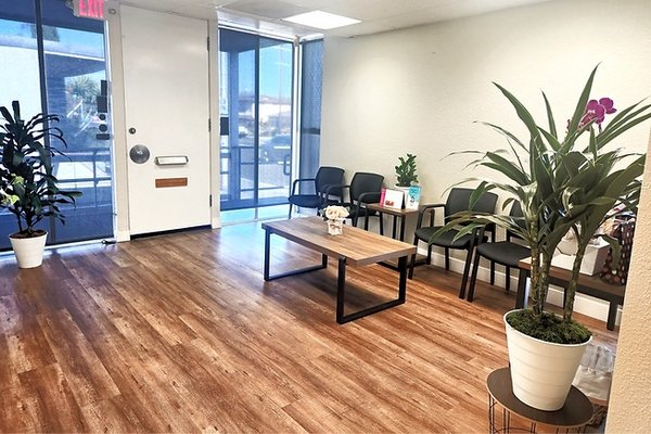 Dr. Tony Lebar, DDS by null