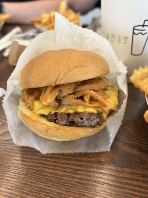 Shake Shack Victoria Nova by null