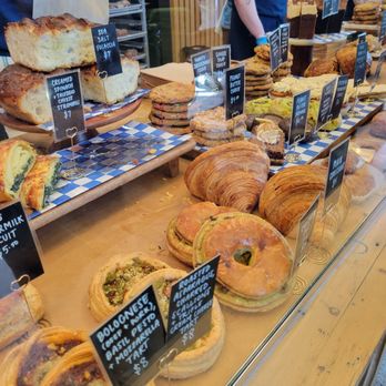 Mindy's Bakery - Desserts Near Me - Chicago, Illinois Mindy's Bakery - Desserts Near Me - Chicago, Illinois