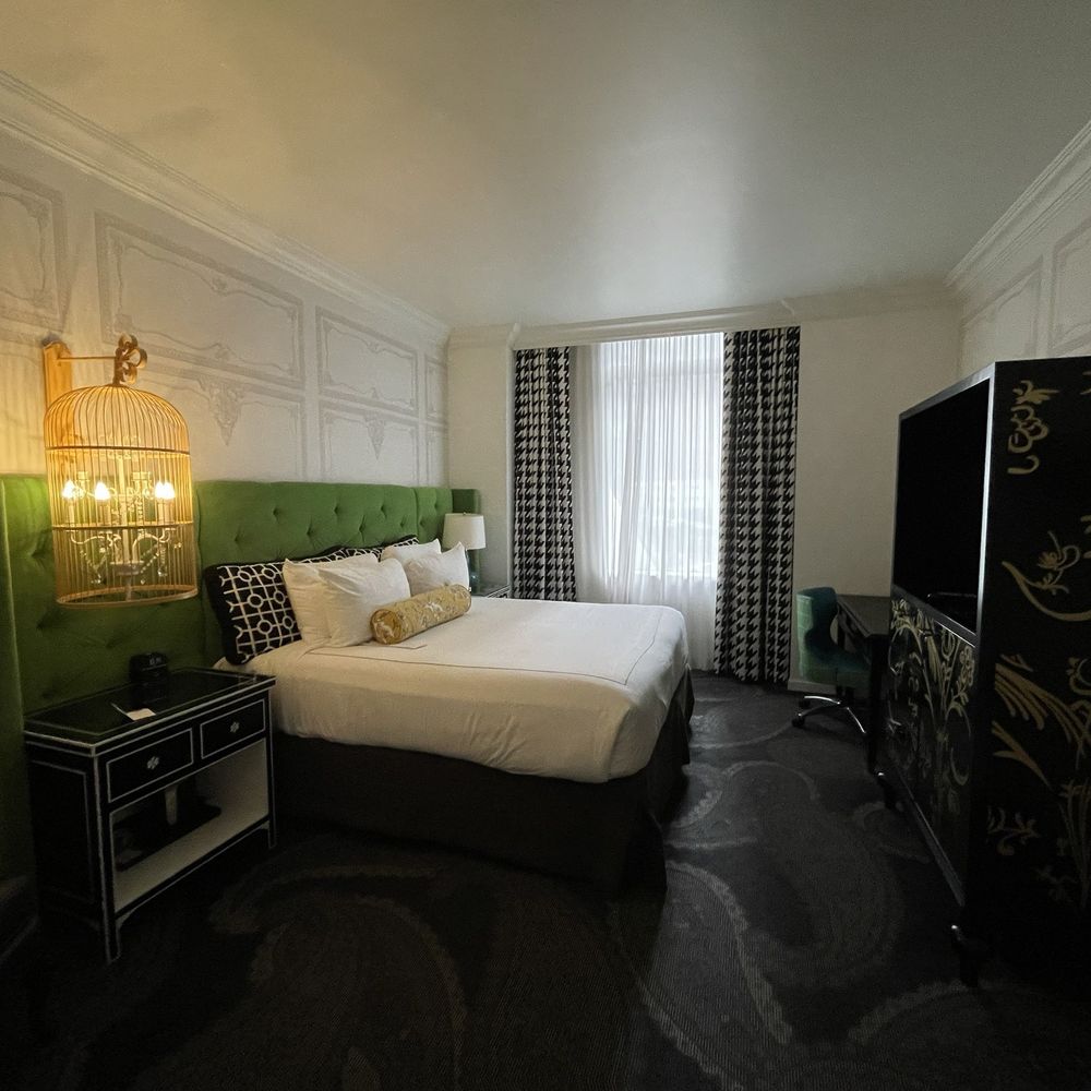 Kimpton Hotel Monaco Pittsburgh - My room. - Hotels Near Me - Pittsburgh, Pennsylvania Kimpton Hotel Monaco Pittsburgh - My room. - Hotels Near Me - Pittsburgh, Pennsylvania