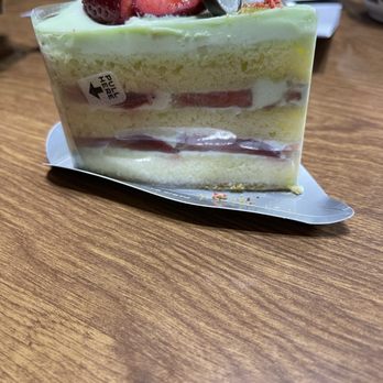 Paris Baguette - Pistachio cake - Coffee & Tea Near Me - Garden Grove, California