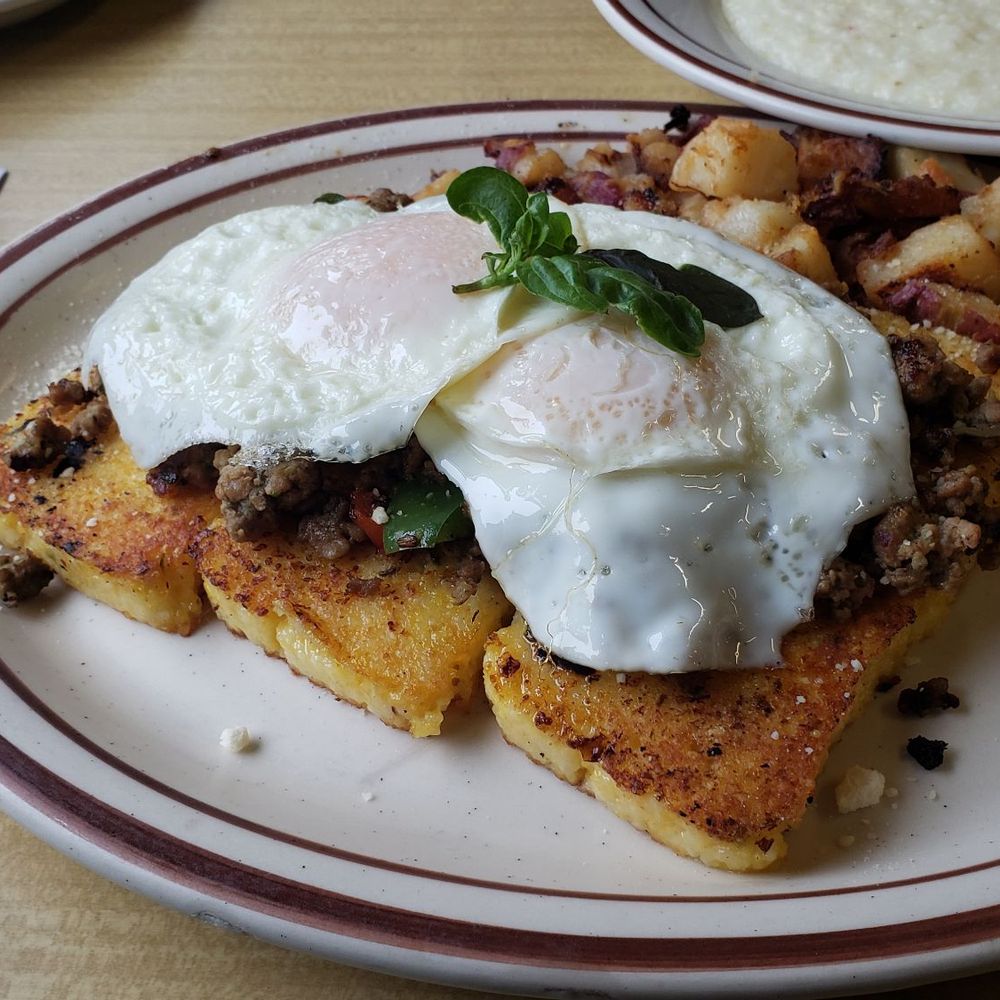 Modern Diner - Diners Near Me - Pawtucket, Rhode Island