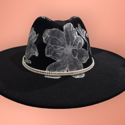 Bougie Brim Hat - Pearls and Magnolias