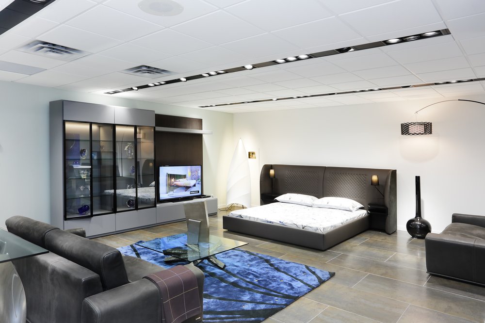 ROCHE BOBOIS Updated September 2024 716 West Hastings Street