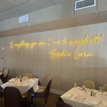 Encore by Goodfellas - Decor - Italian Near Me - New Haven, Connecticut