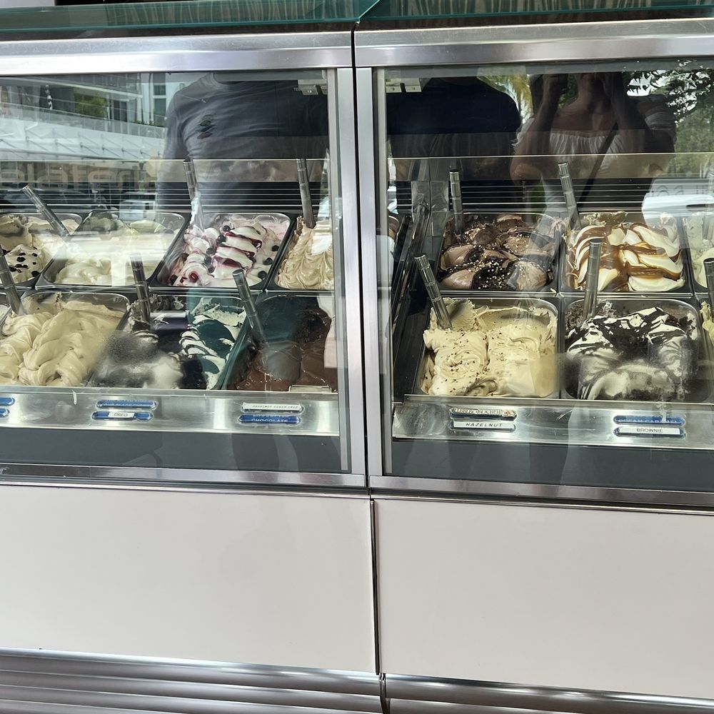 Gelateria 4D - Display - Gelato Near Me - Miami Beach, Florida Gelateria 4D - Display - Gelato Near Me - Miami Beach, Florida