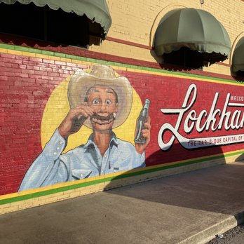 Black's Barbecue Lockhart - Barbeque Near Me - Lockhart, Texas