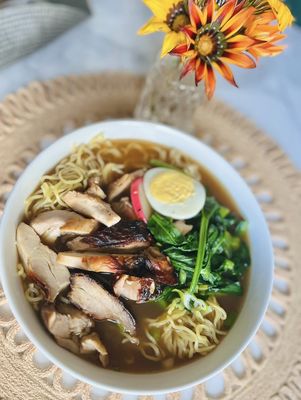 Tokyo Feng Ramen & Sushi by null