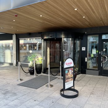 Scandic Uplandia - Main entrance - Hotels Near Me - Uppsala, C