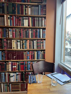 Bardus Bistro by null