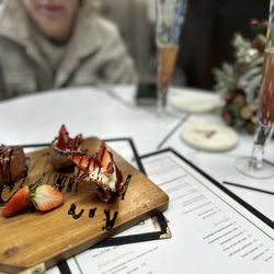 Aperitivo - Twists - the inner cheese is super creamy