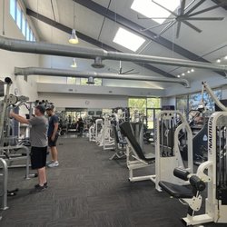 Scripps Ranch Swim & Racquet Club - Indoor workouts