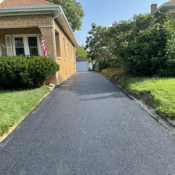 Plotke Asphalt - Driveway 1 - Masonry/Concrete Near Me - Rockdale, Illinois Plotke Asphalt - Driveway 1 - Masonry/Concrete Near Me - Rockdale, Illinois