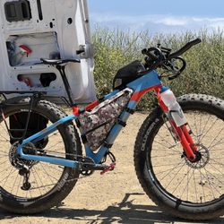 Doran’s Ebike Emoto PEV Surron Mechanic & Custom Ebike Builder - Out for a gravel ride on the Salsa Beargrease ultra endurance winter / desert race bike. Maximum floatation with the 27.5 x 3.8 fat tires.