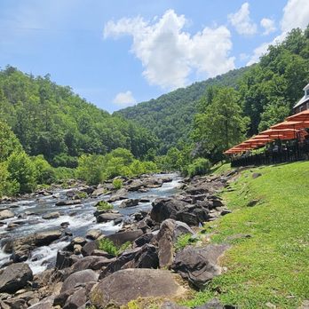 Tapoco Tavern - Resorts Near Me - Robbinsville, North Carolina Tapoco Tavern - Resorts Near Me - Robbinsville, North Carolina