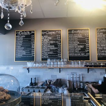 Le Cafe Du Val - Nice decor - Cafes Near Me - Henderson, Nevada