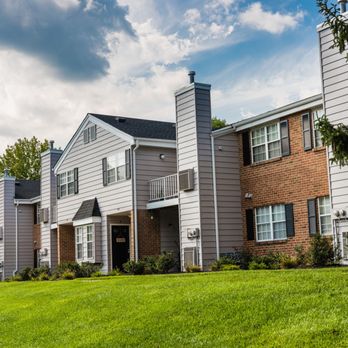 Stirling Court Apartments - Apartments Near Me - Mount Laurel, New Jersey Stirling Court Apartments - Apartments Near Me - Mount Laurel, New Jersey