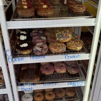 Friendly Donuts - Donuts Near Me - Orange, California Friendly Donuts - Donuts Near Me - Orange, California