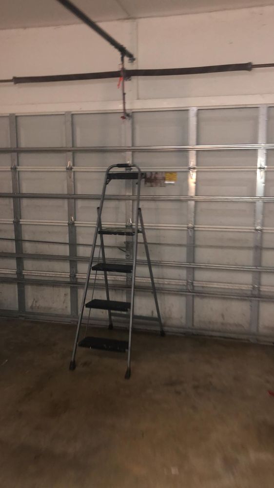 RUSSELL GARAGE DOOR REPAIR SERVICE - Updated May 2024 - Request a Quote