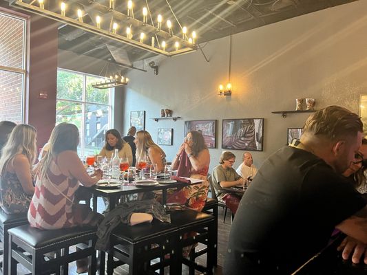 VINIA Wine & Kitchen by null