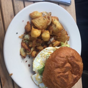 Plow - Breakfast Fried Egg Sandwich - Breakfast & Brunch Near Me - San Francisco, California Plow - Breakfast Fried Egg Sandwich - Breakfast & Brunch Near Me - San Francisco, California