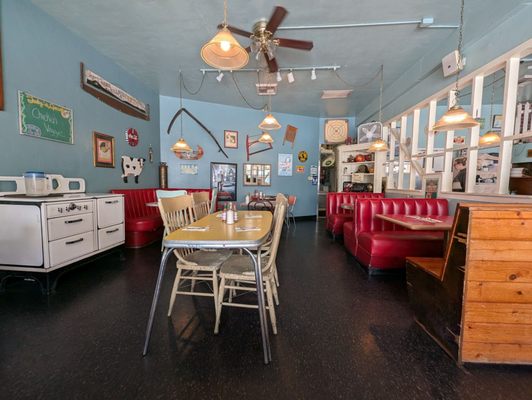 S & W Country Diner by null