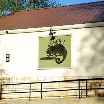 The Winery At Willow Creek - a chamelon on a sign - Wineries Near Me - Abilene, Texas The Winery At Willow Creek - a chamelon on a sign - Wineries Near Me - Abilene, Texas
