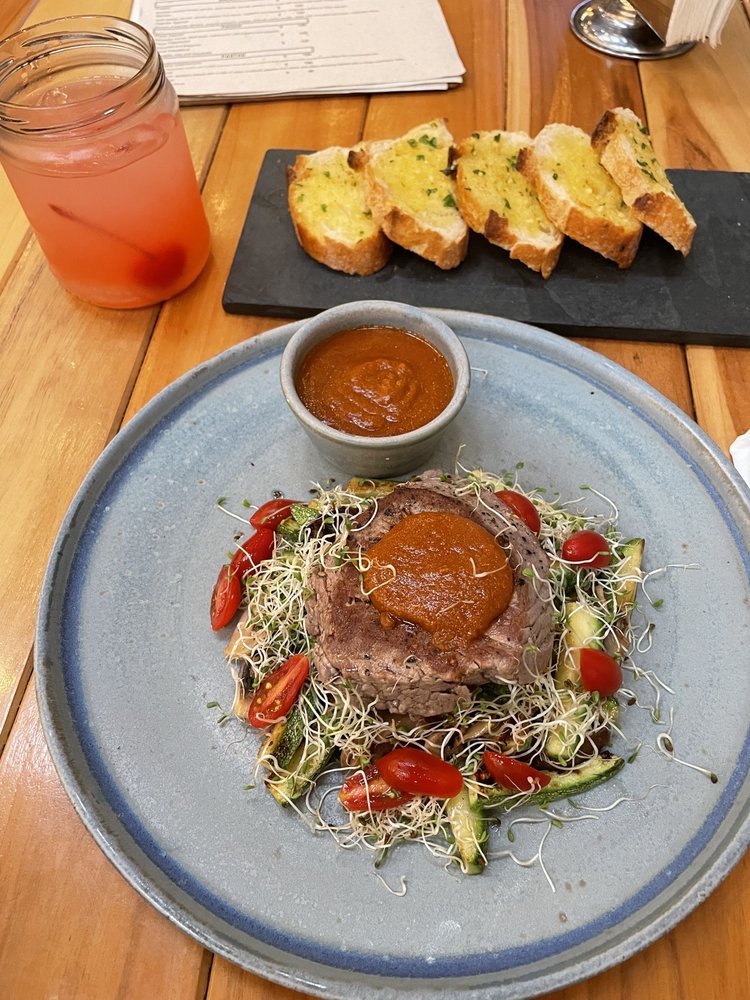 Zaguan Restaurant y Galeria