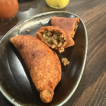 Comalito - Pastelitos - Comfort Food Near Me - Redwood City, California Comalito - Pastelitos - Comfort Food Near Me - Redwood City, California