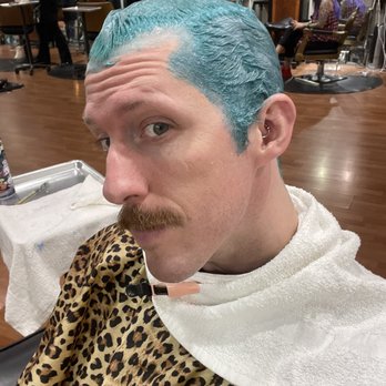Atomic Kitten Salon - Mid-blue... - Hair Salons Near Me - Bakersfield, California