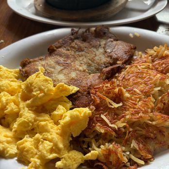 Hawaiian Style Cafe - *Home Of The Original Kalua Hash And Eggs (7/10) - Hawaiian Near Me - Hilo, Hawaii
