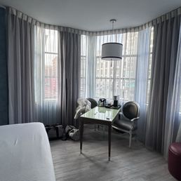 A little sitting nook by the windows! A little sitting nook by the windows!