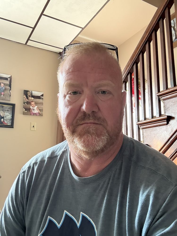 End Zone Bar & Grill Logo