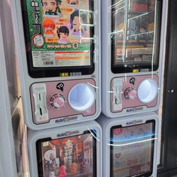 Claw Fever - Gachapons