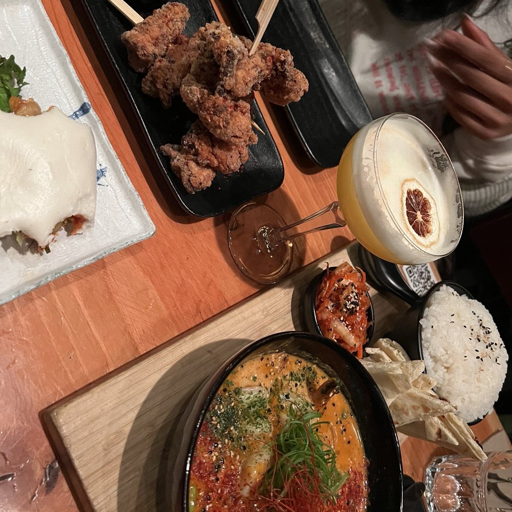 Block Kitchen + Bar - Sandwiches Near Me - Banff, Alberta