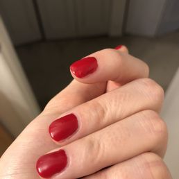 Weird chip on the index finger from smudging that happened hours after manicure was done. Pinkie was smudged too but didn't photograph well.