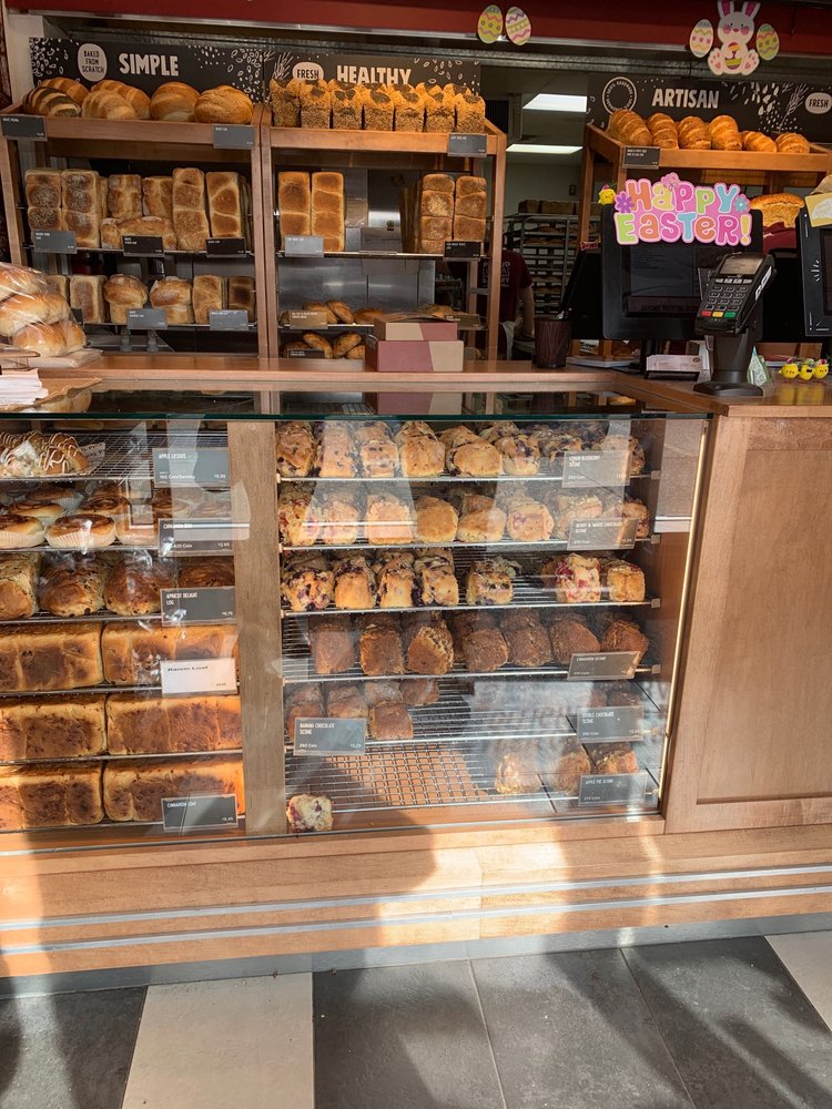 COBS BREAD Updated October 2024 26 Reviews 150 Crowfoot Crescent