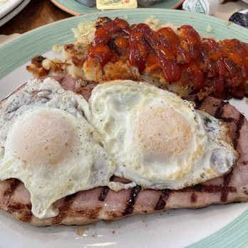 Metro 29 Diner Restaurant - Remarkably tender ham steak and very clean presentation. Ketchup, etc added after the fact. - Diners Near Me - Arlington, Virginia Metro 29 Diner Restaurant - Remarkably tender ham steak and very clean presentation. Ketchup, etc added after the fact. - Diners Near Me - Arlington, Virginia