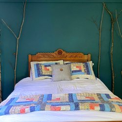 The Goldenrod Country Inn