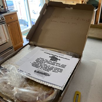 Prima Pizza - Surprise! FedEx delivered a pizza! - Pizza Near Me - Cornwall, New York