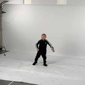 Relevé Studios - Recital photo shoot with social distancing protocols put in place - Performing Arts Near Me - Northridge, California
