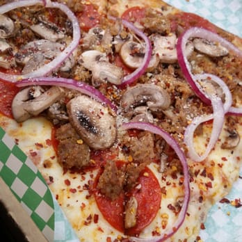 Oregano's - Not bad pizza. A little pricey and the veggies were slightly uncooked for my taste but i would definitely recommend this place. - Italian Near Me - Chandler, Arizona