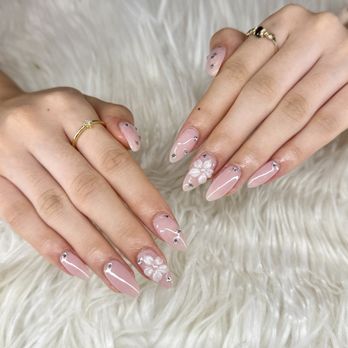 Lavish Nail Bar - Builder gel by August - Waxing Near Me - Garden Grove, California Lavish Nail Bar - Builder gel by August - Waxing Near Me - Garden Grove, California