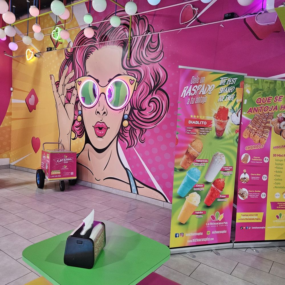 Michoacana Delights - Inside of the place - Ice Cream & Frozen Yogurt Near Me - Los Angeles, California